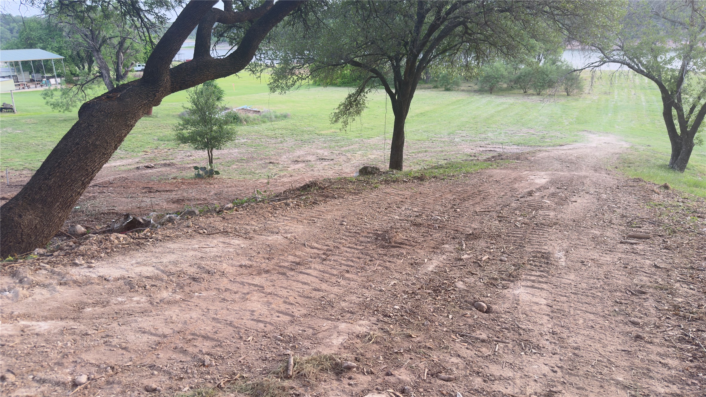 main property photo 8