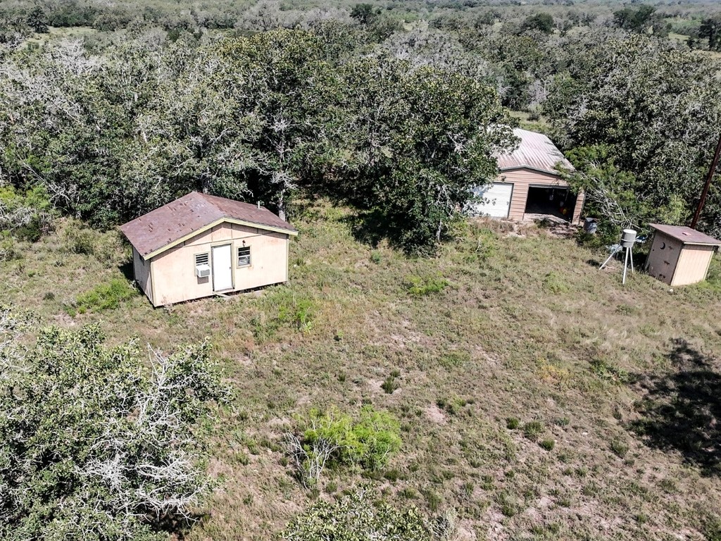 main property photo 10