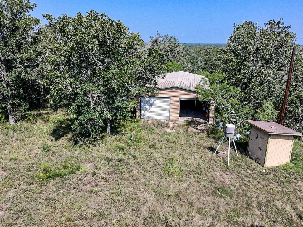 main property photo 11