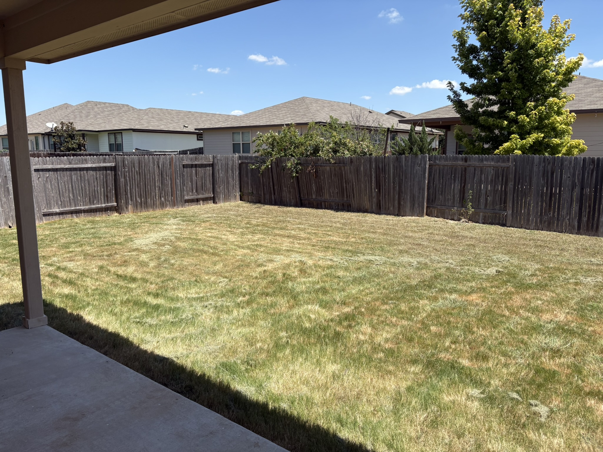 main property photo 16