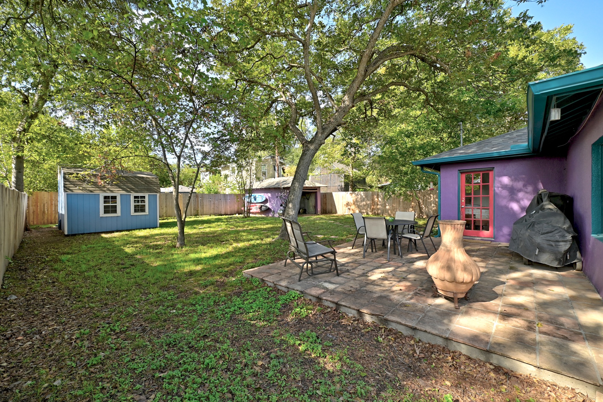 main property photo 17