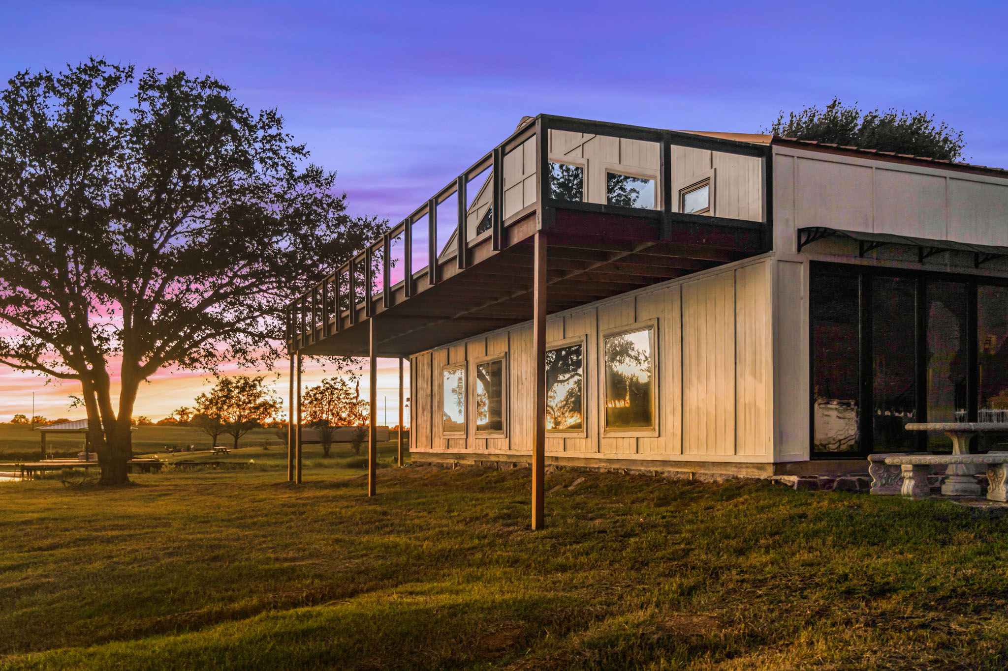 main property photo 32
