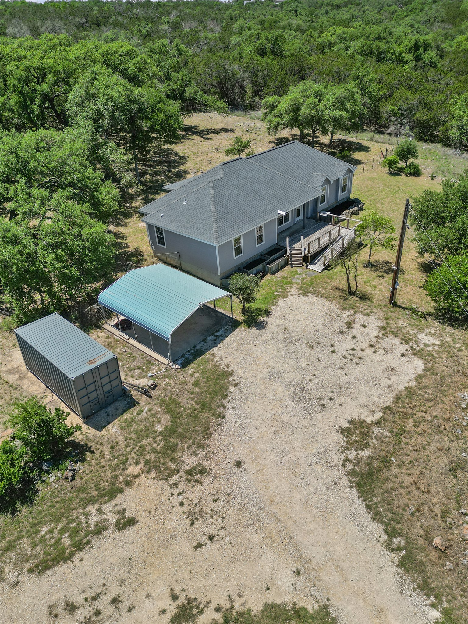 main property photo 37