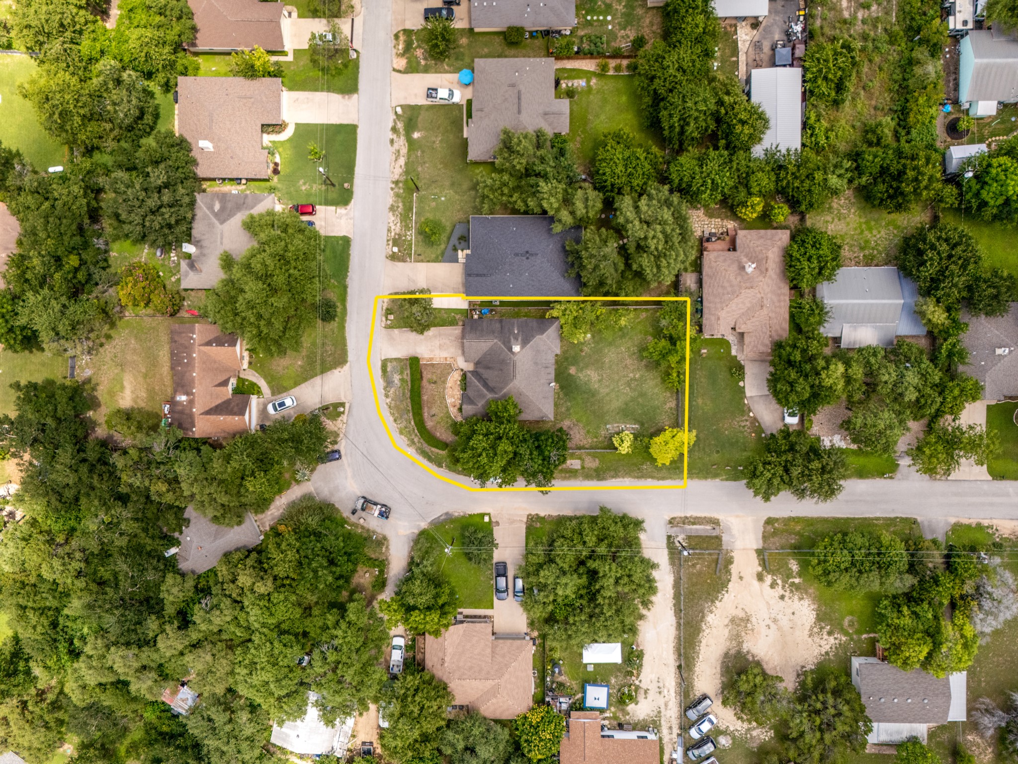 main property photo 31
