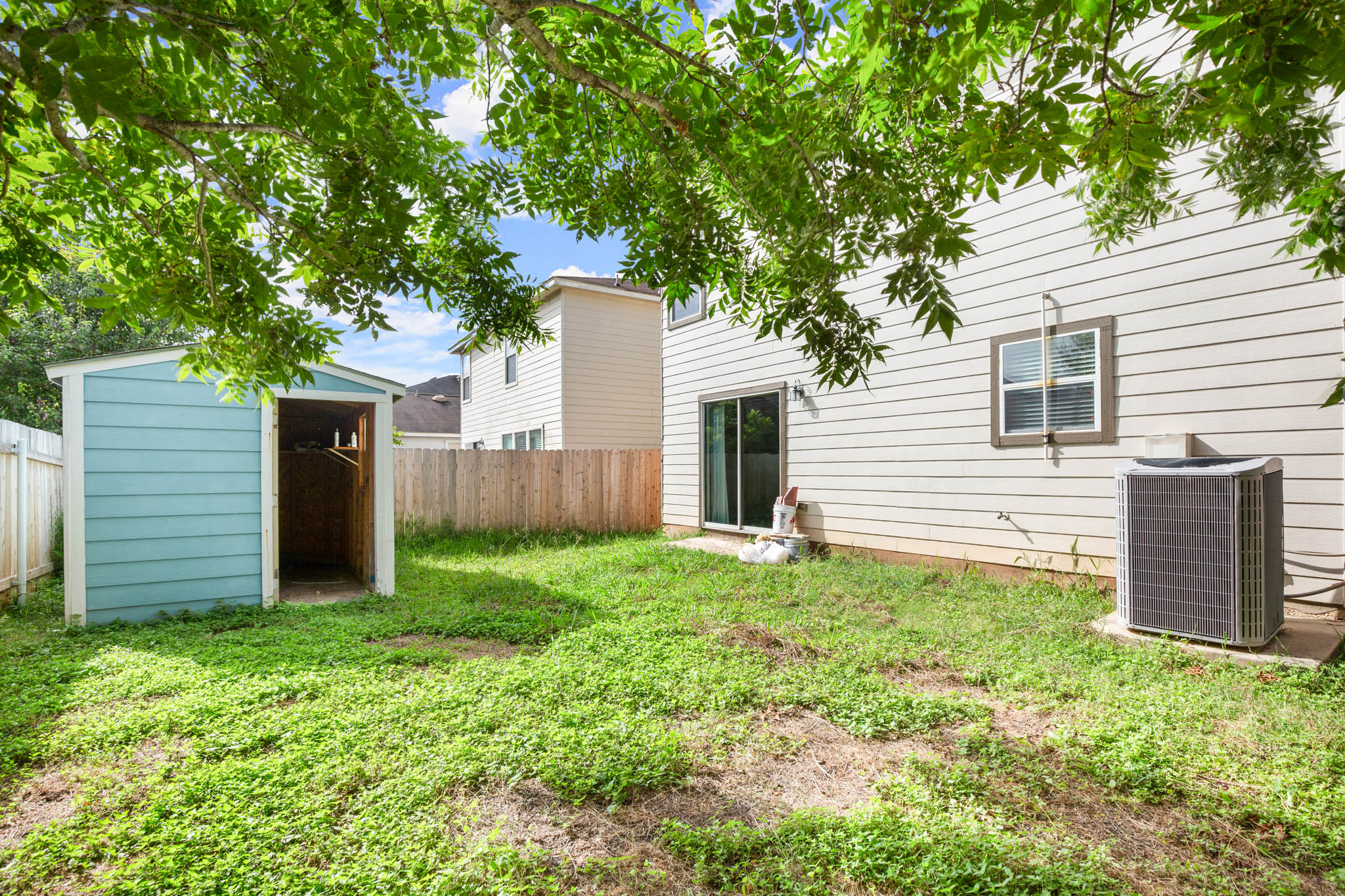main property photo 7