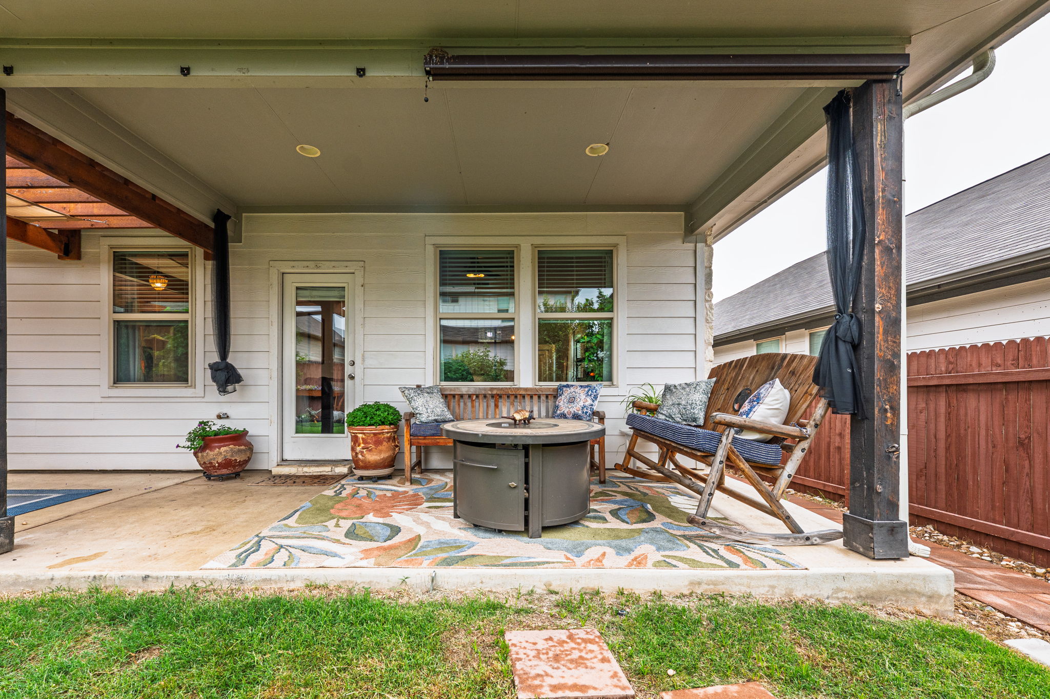 main property photo 36