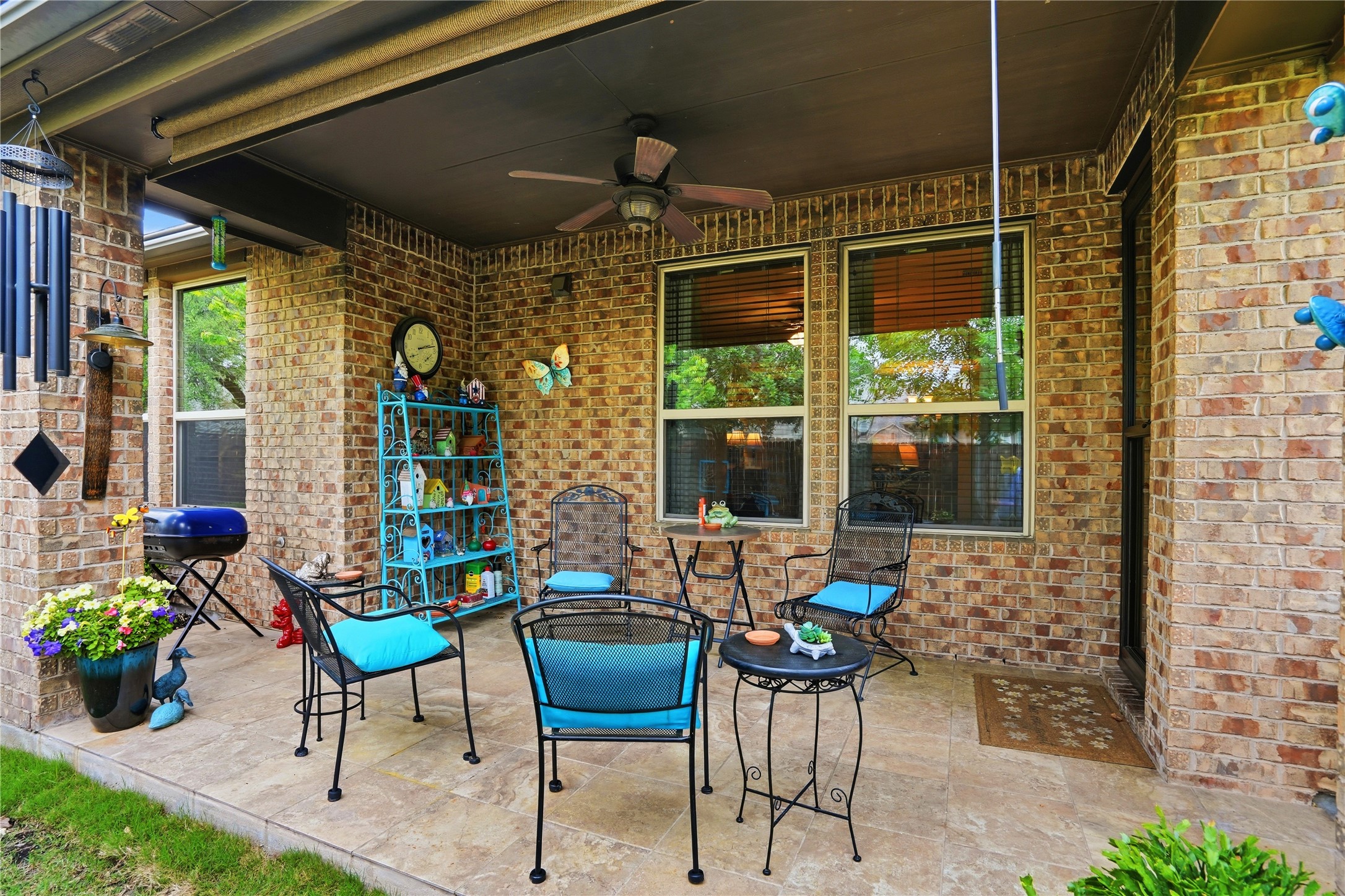 main property photo 27