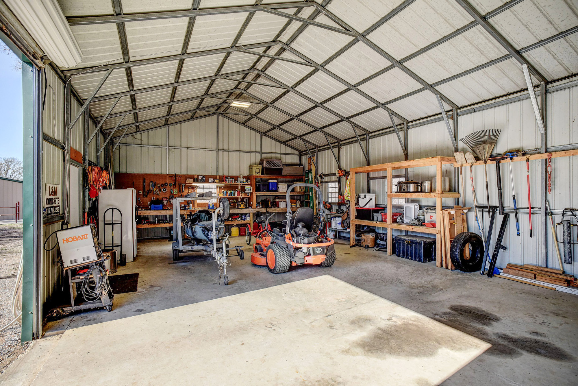 main property photo 24