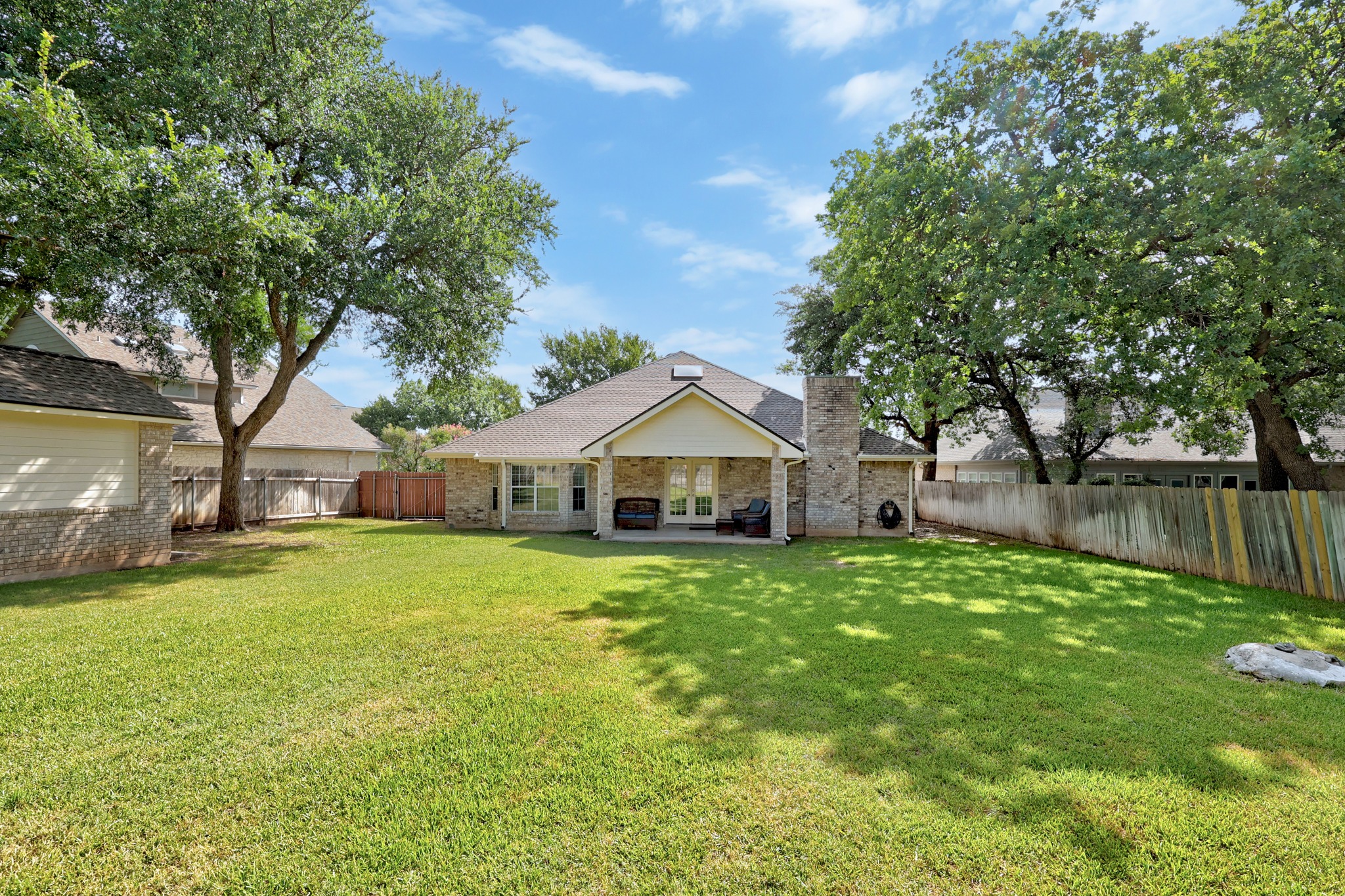 main property photo 29