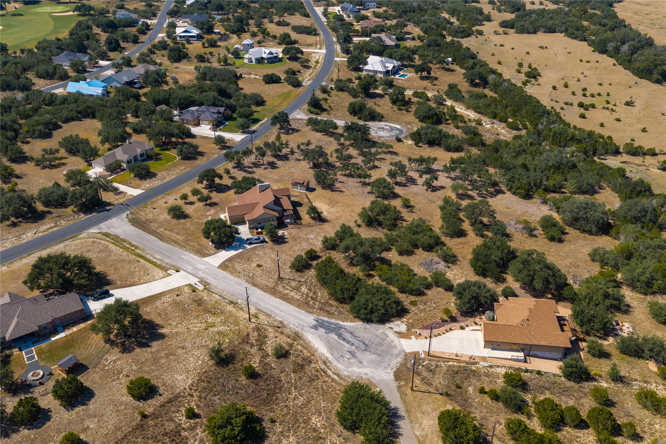 main property photo 17