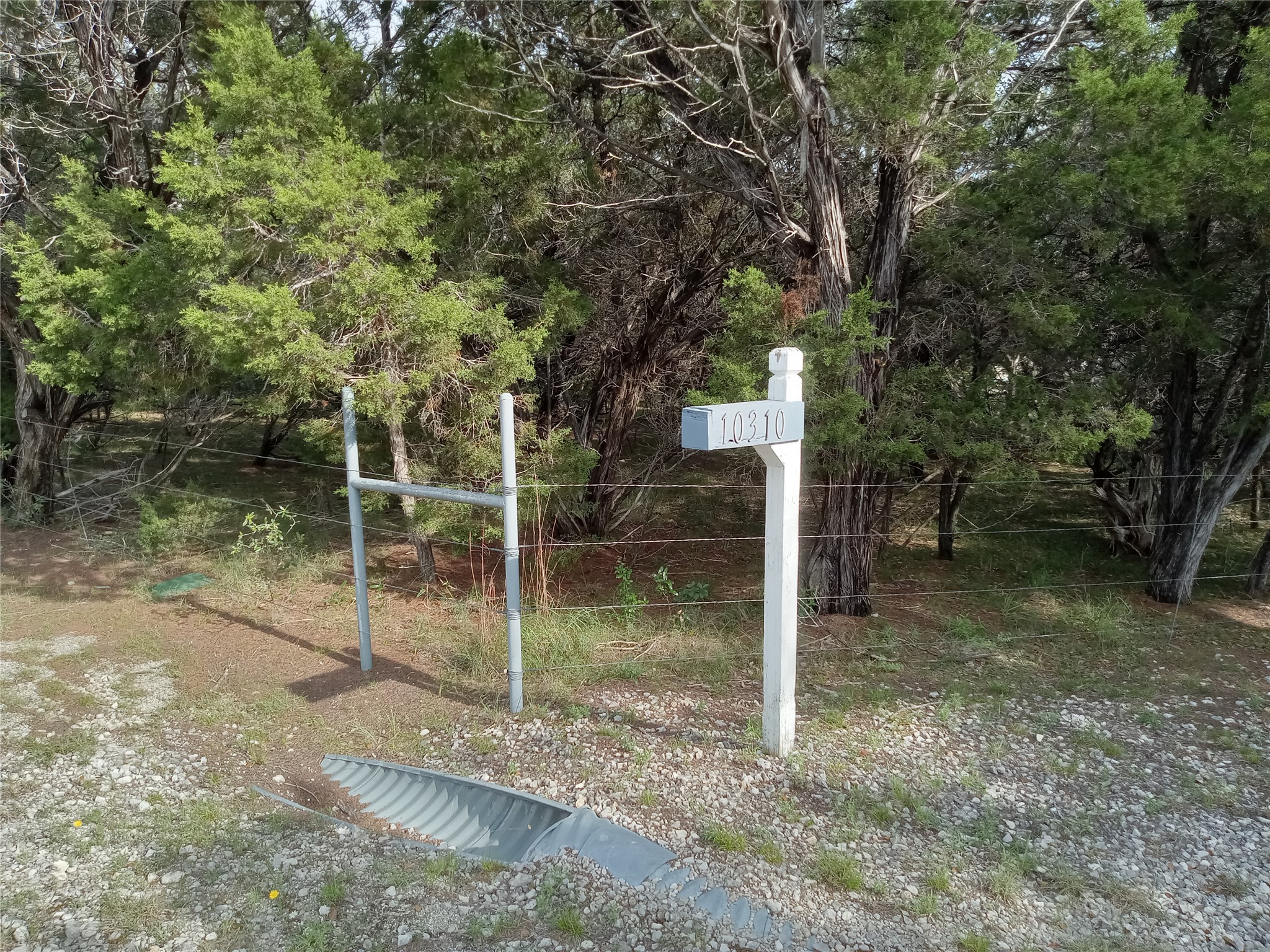 main property photo 13