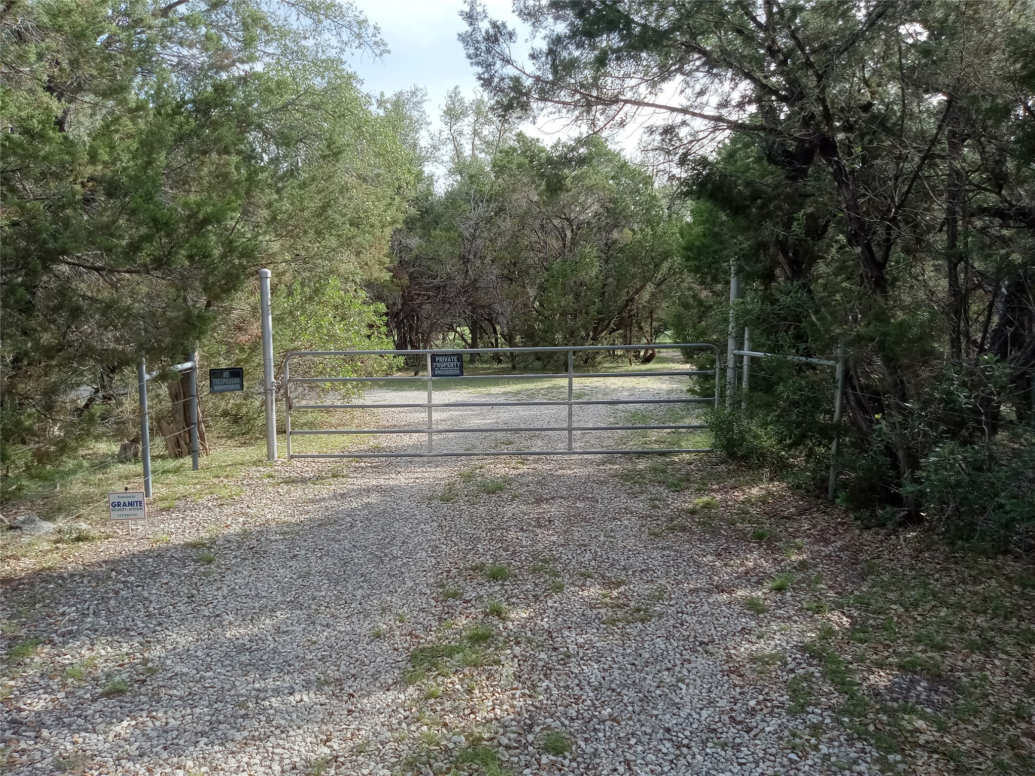 main property photo 14