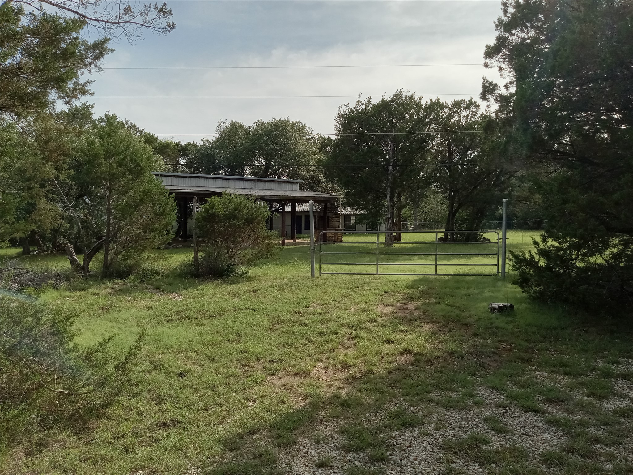 main property photo 28
