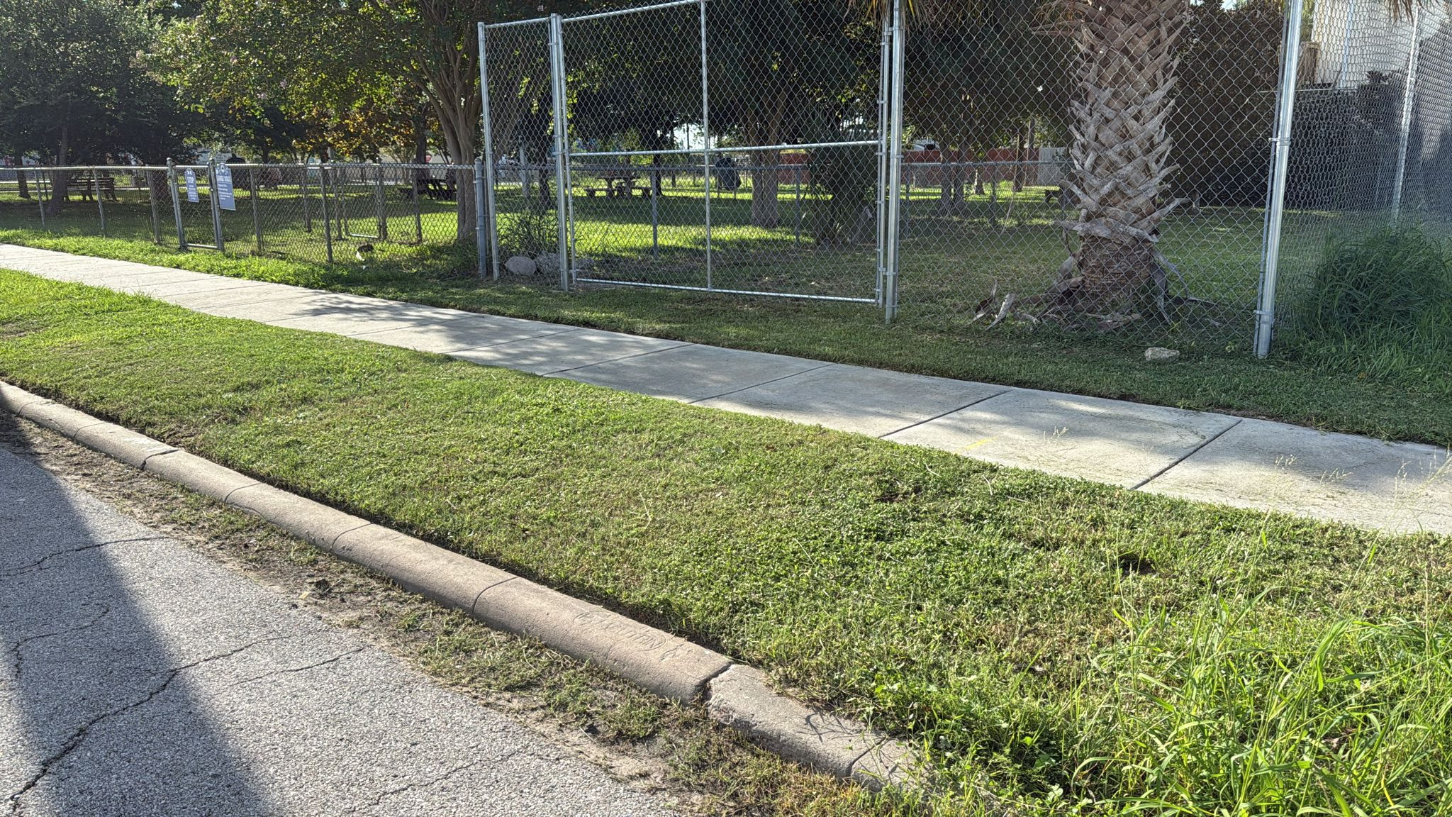 main property photo 6