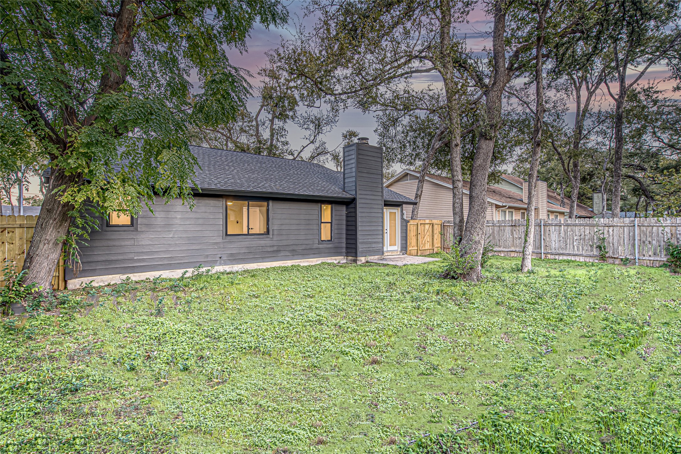 main property photo 22