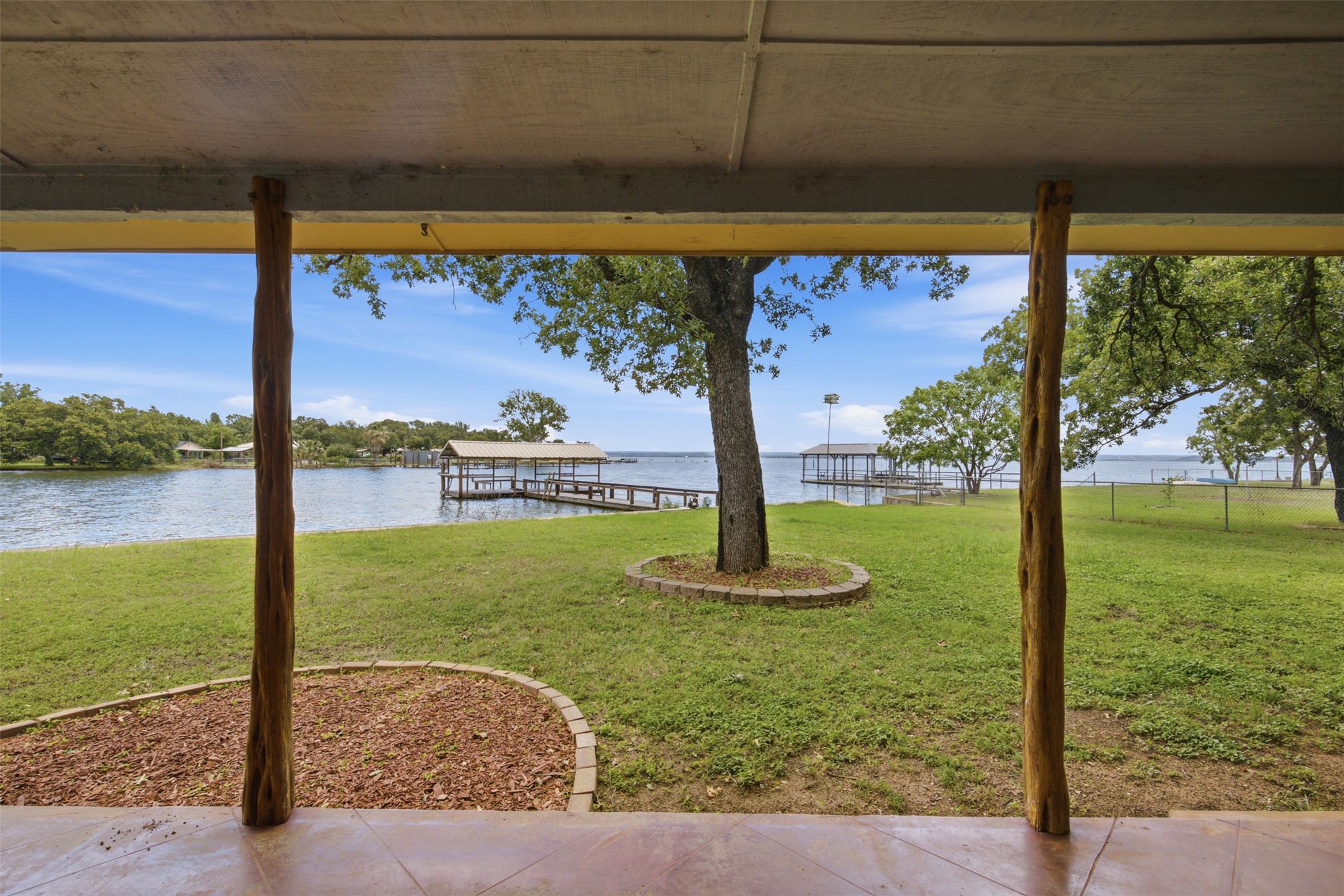 main property photo 27
