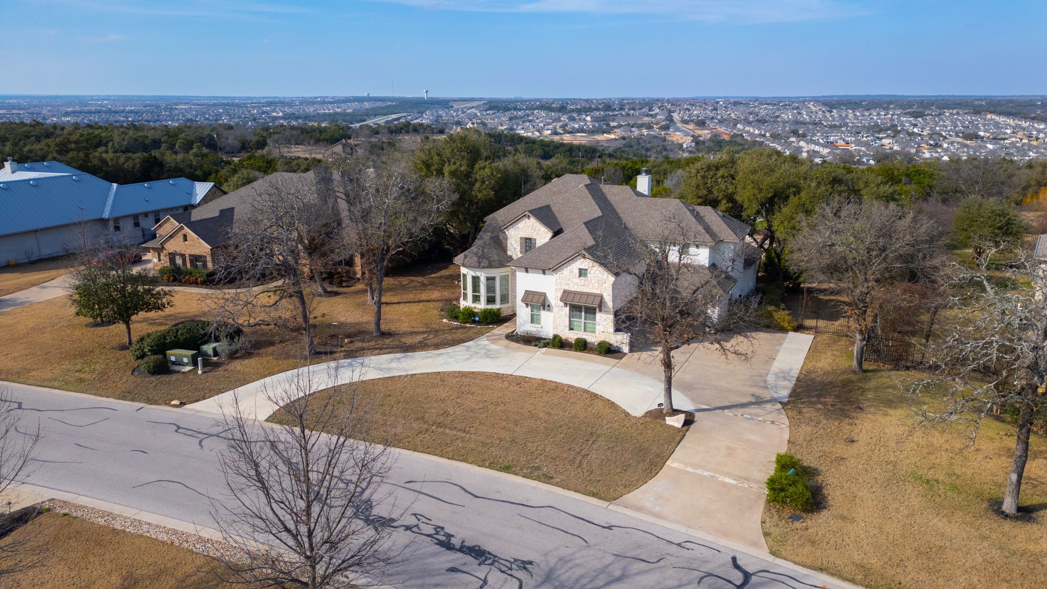 main property photo 38
