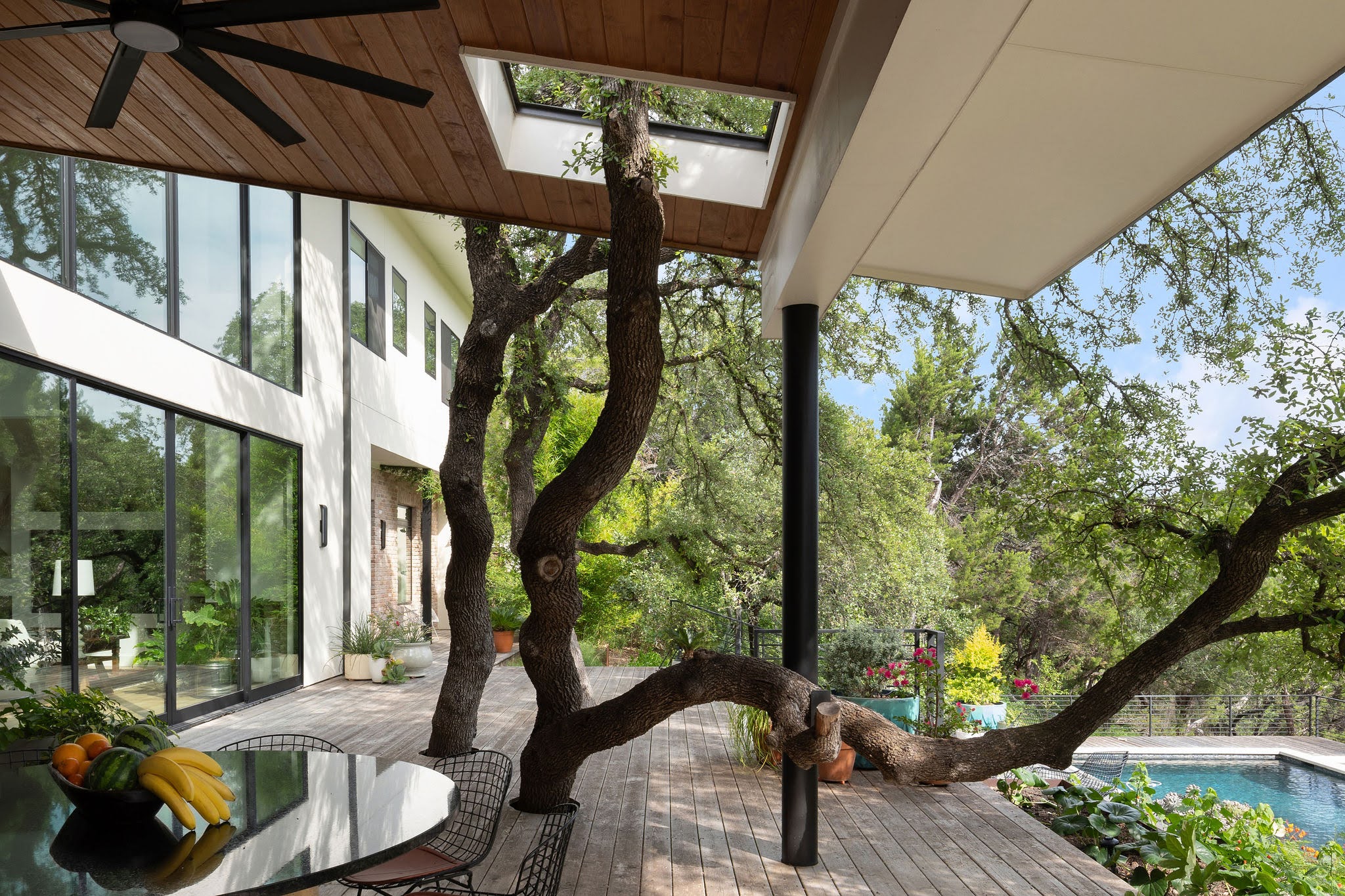 main property photo 19