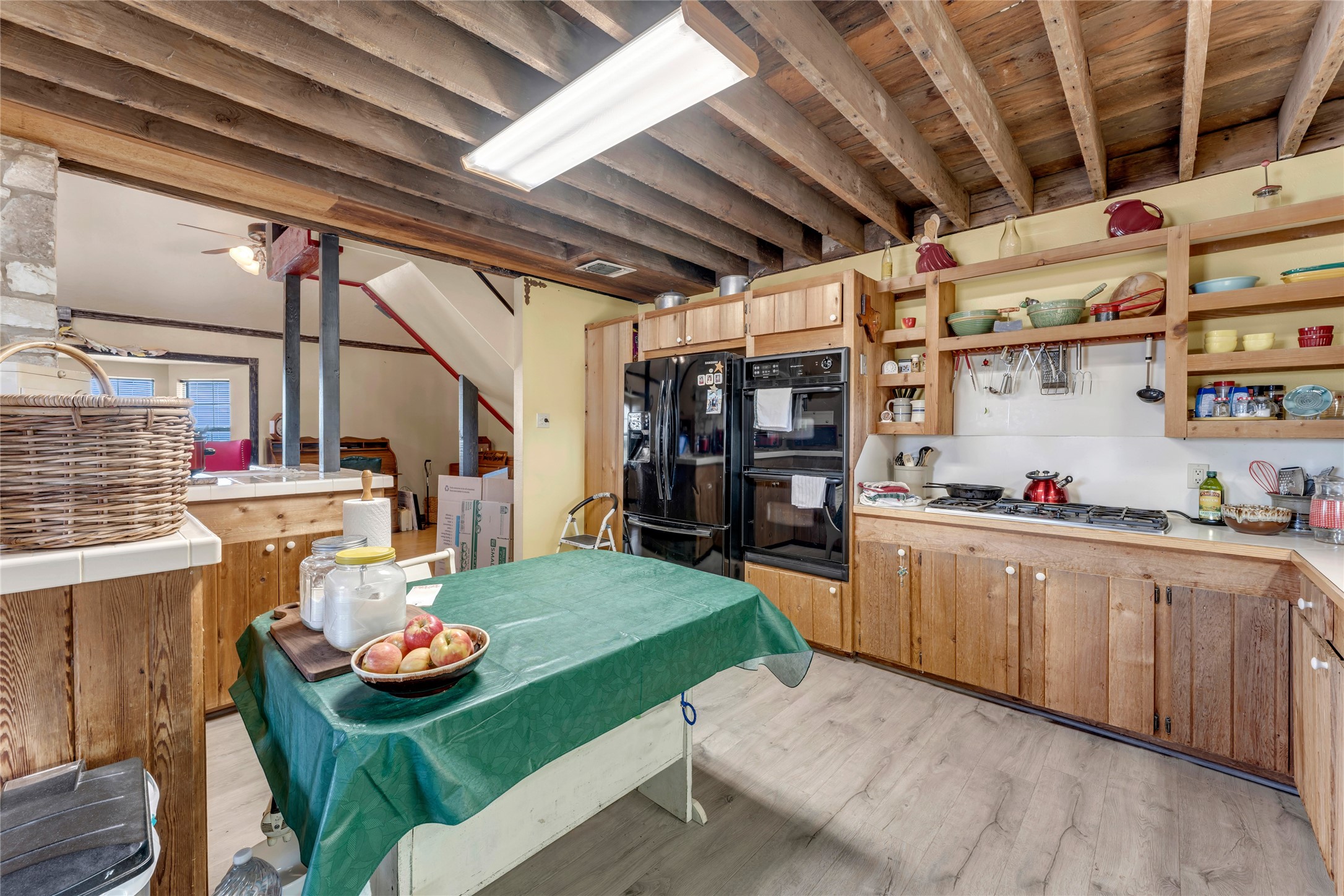 main property photo 12