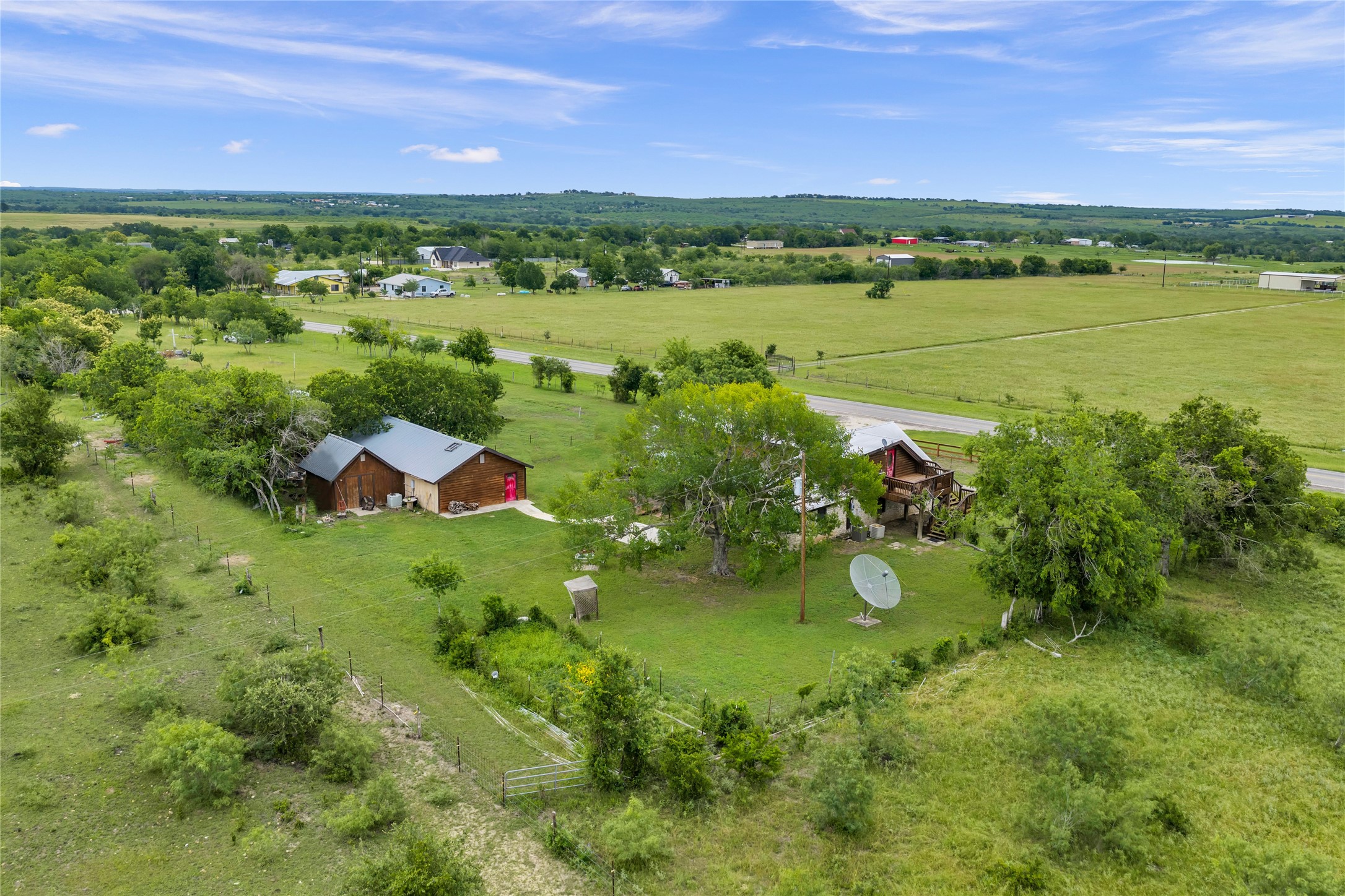 main property photo 39