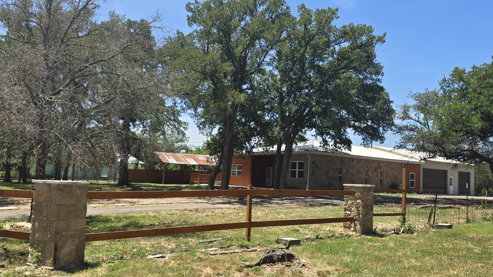 main property photo 19