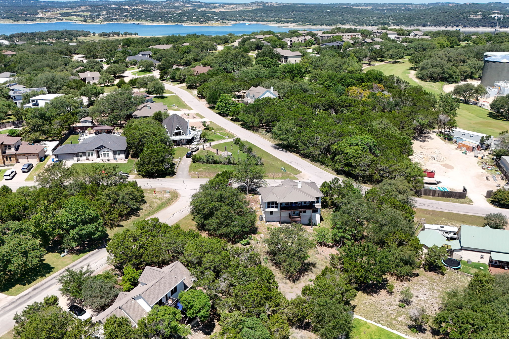 main property photo 13