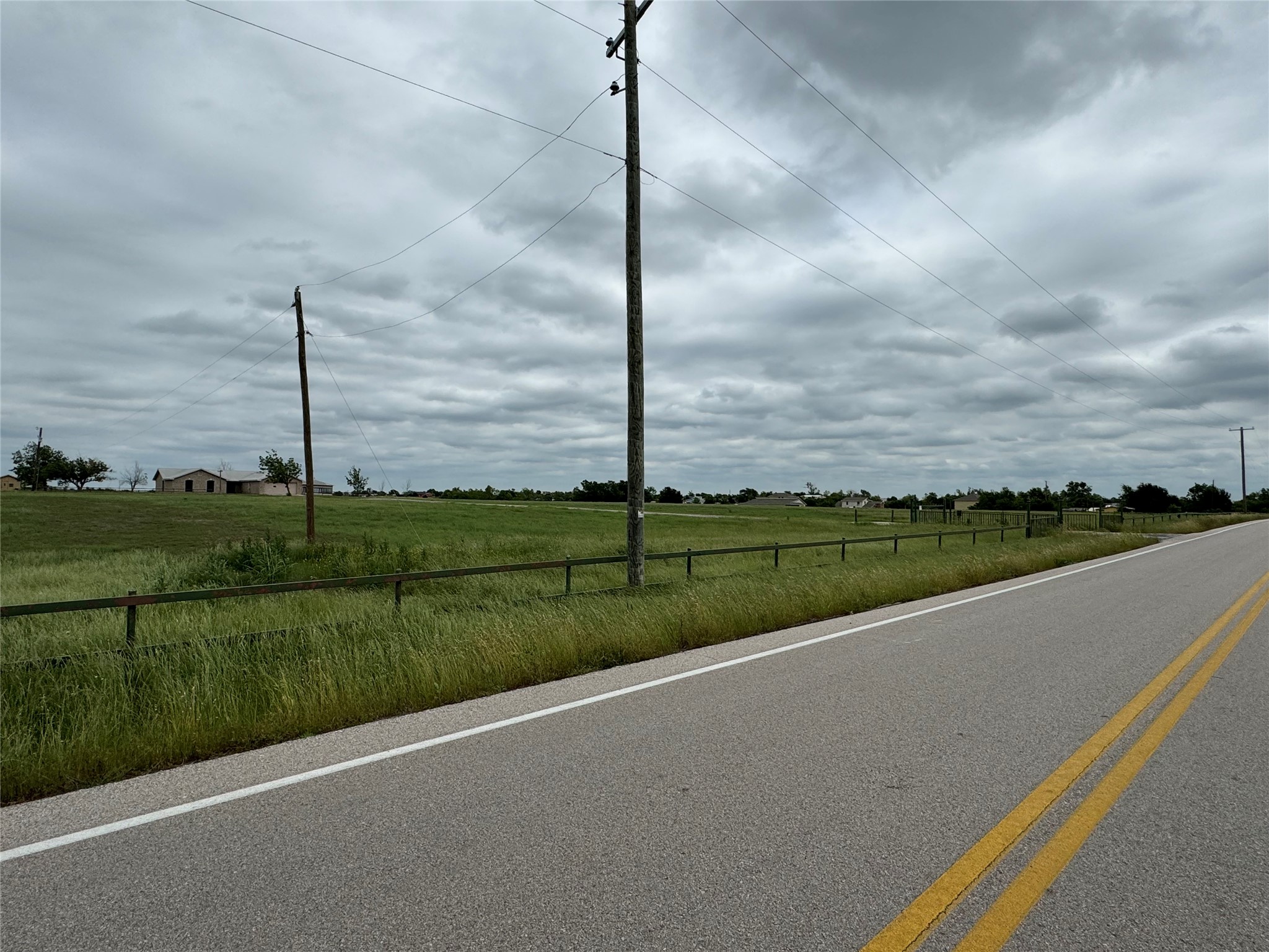main property photo 6