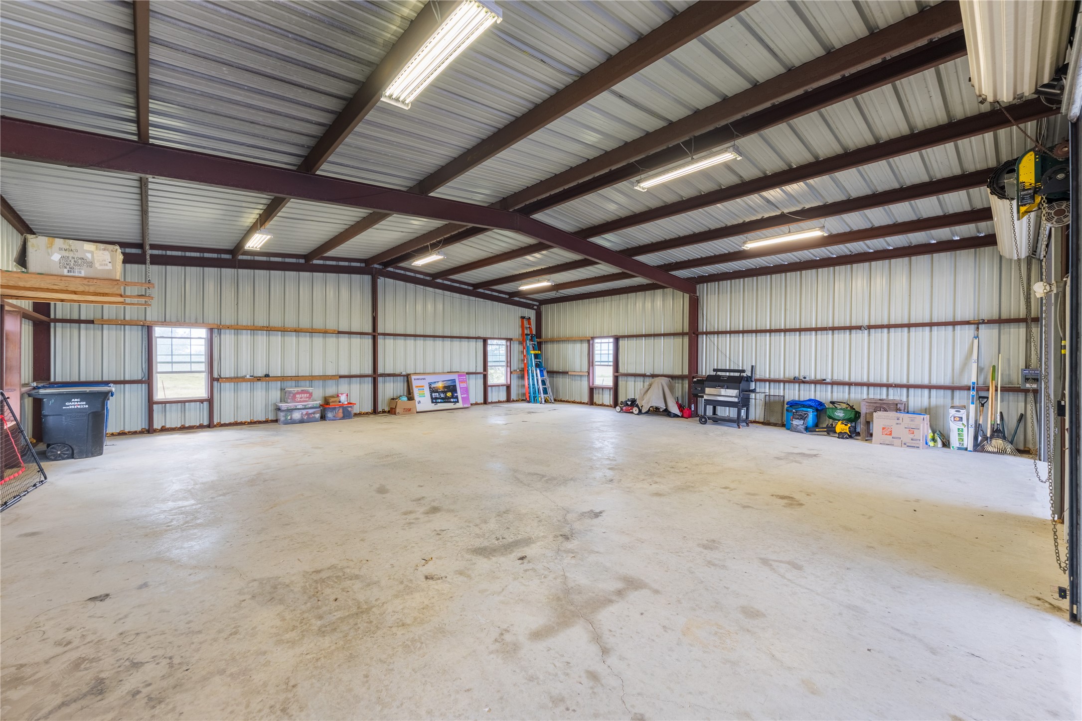 main property photo 29