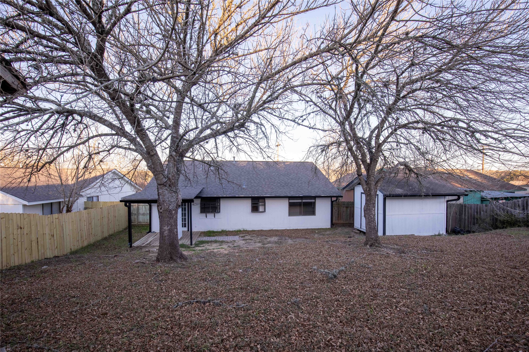 main property photo 35