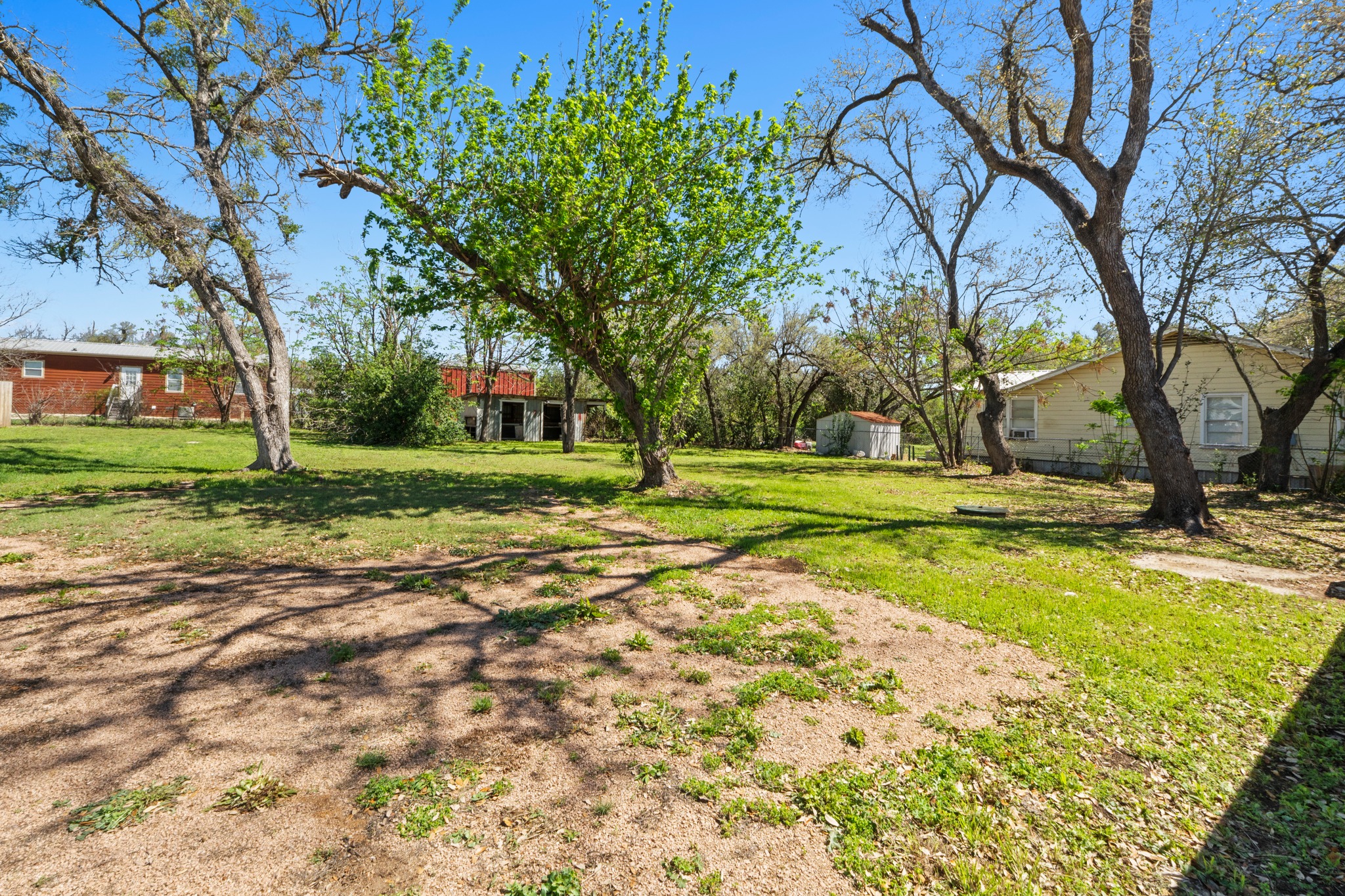 main property photo 29