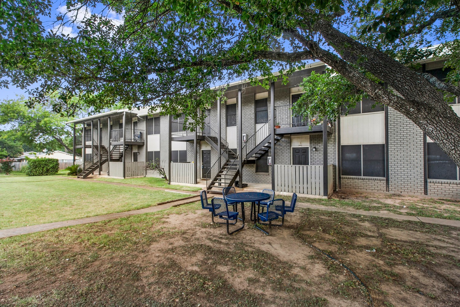 main property photo 19