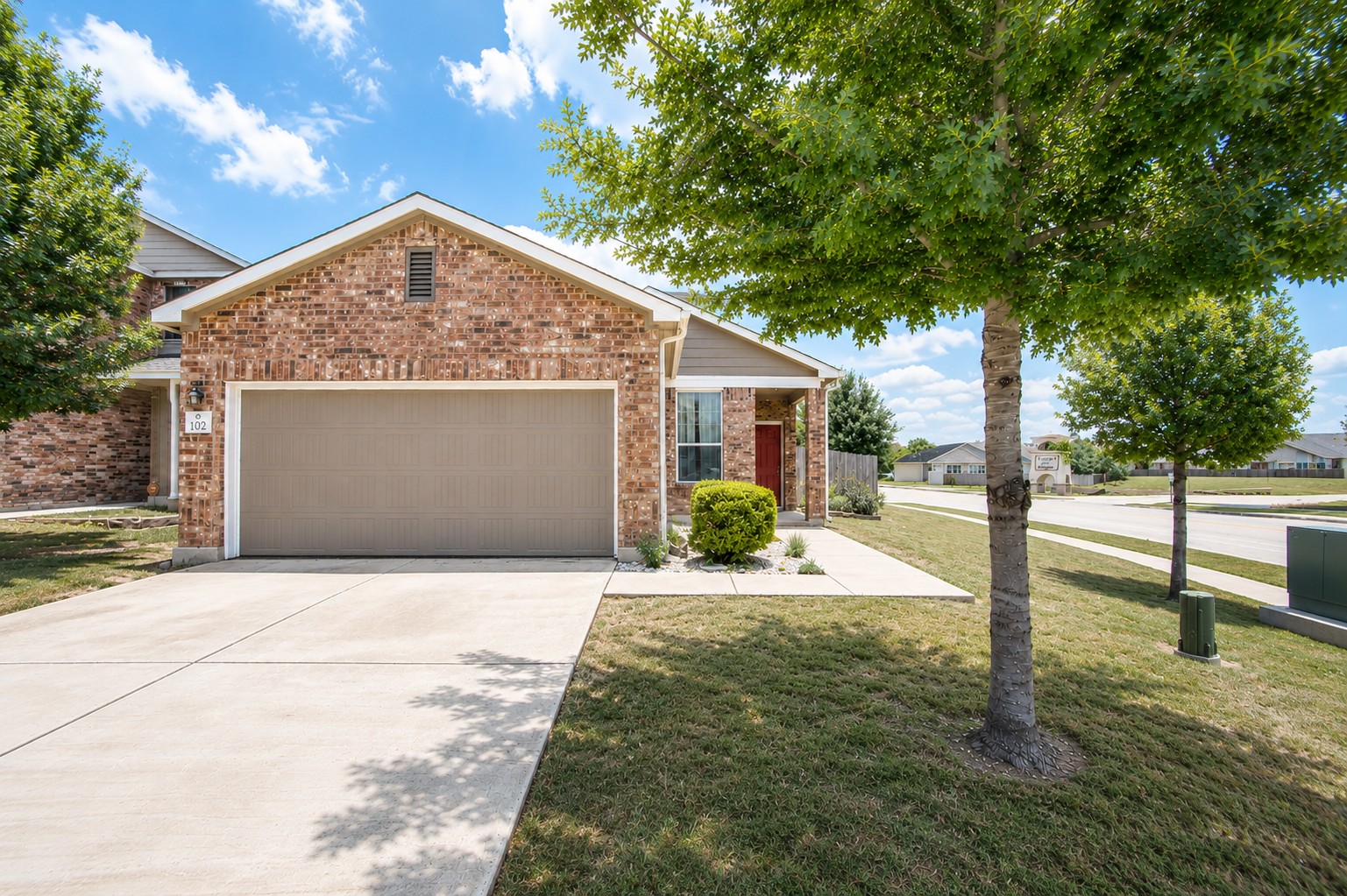 main property photo 1