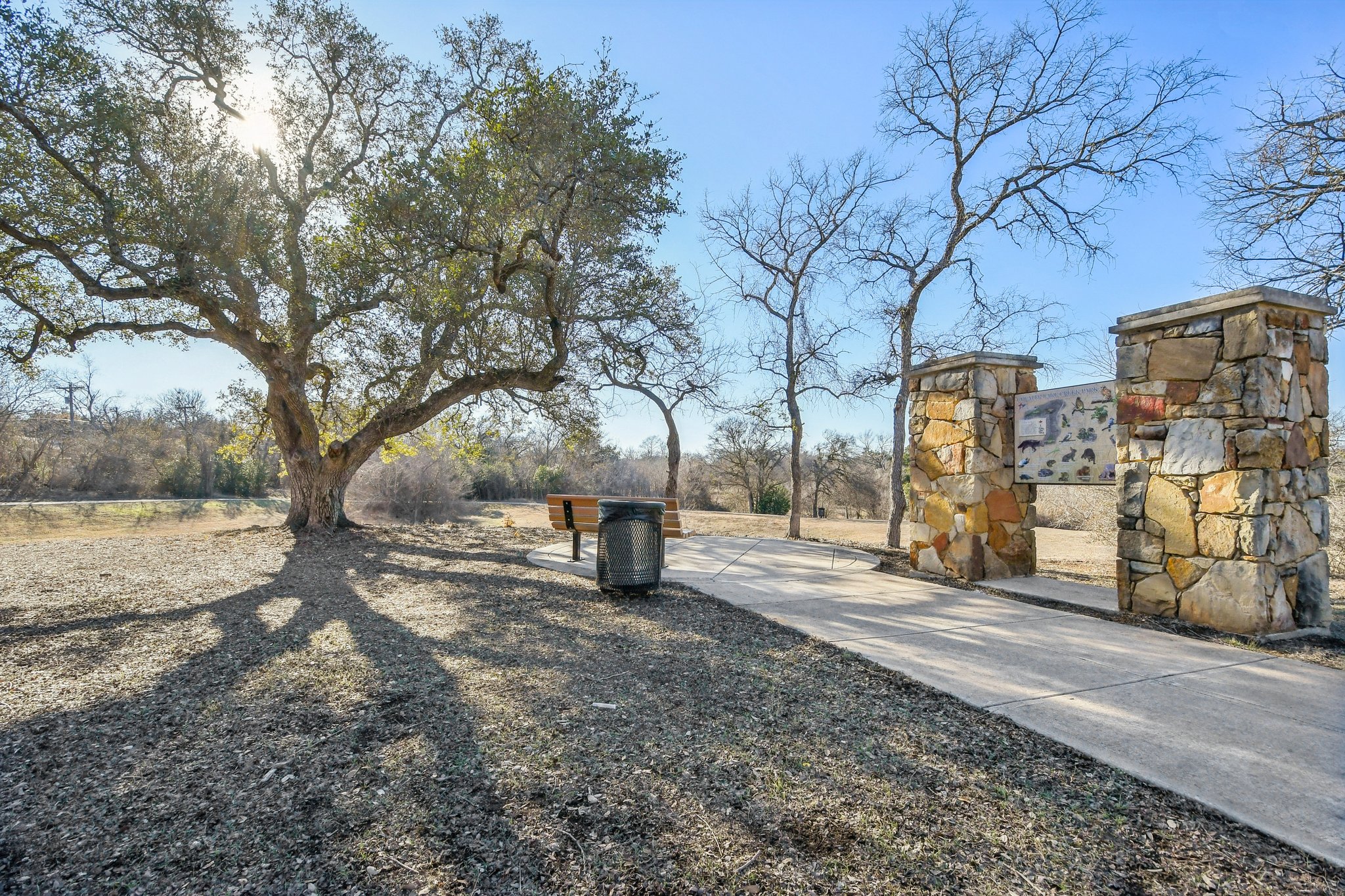 main property photo 31