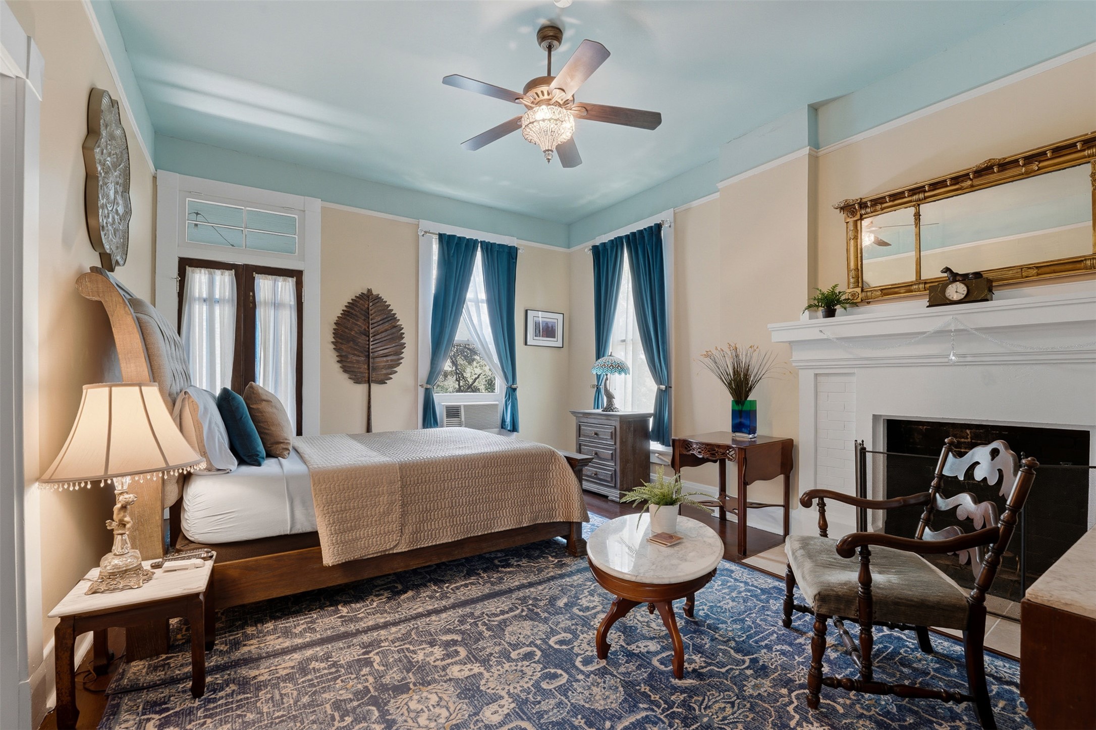 main property photo 28