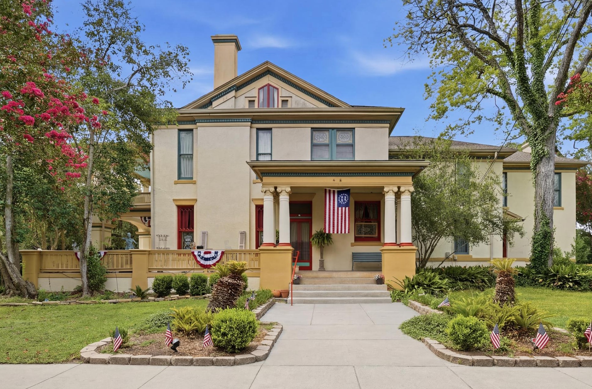 main property photo 3