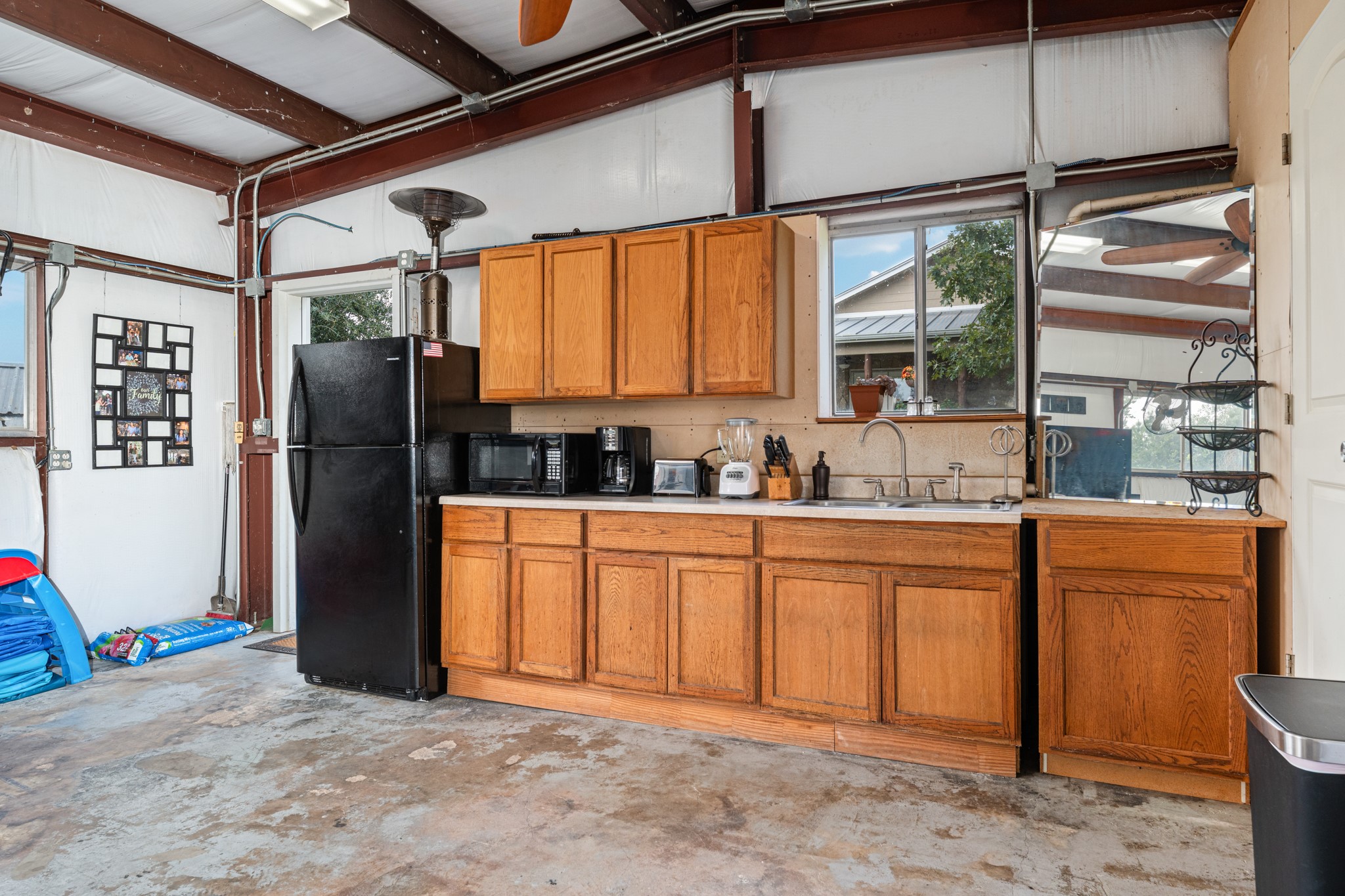 main property photo 20