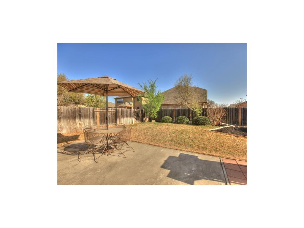 main property photo 13
