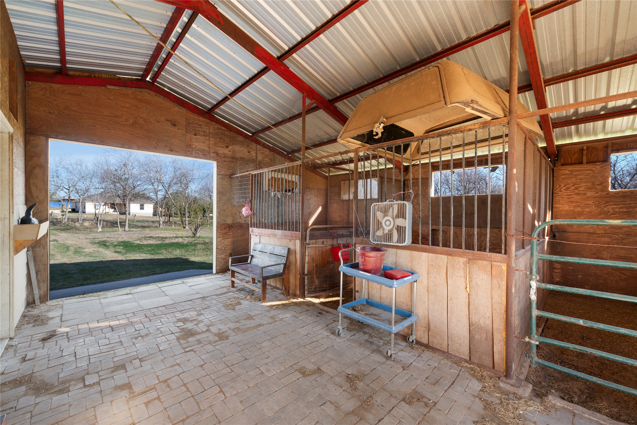 main property photo 24