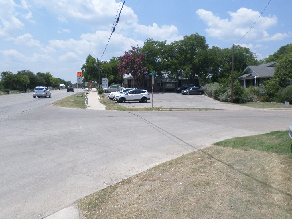 main property photo 10