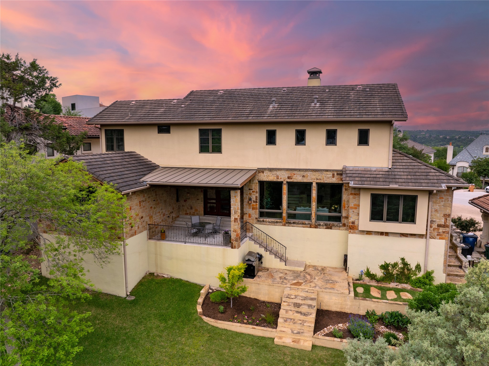 main property photo 35