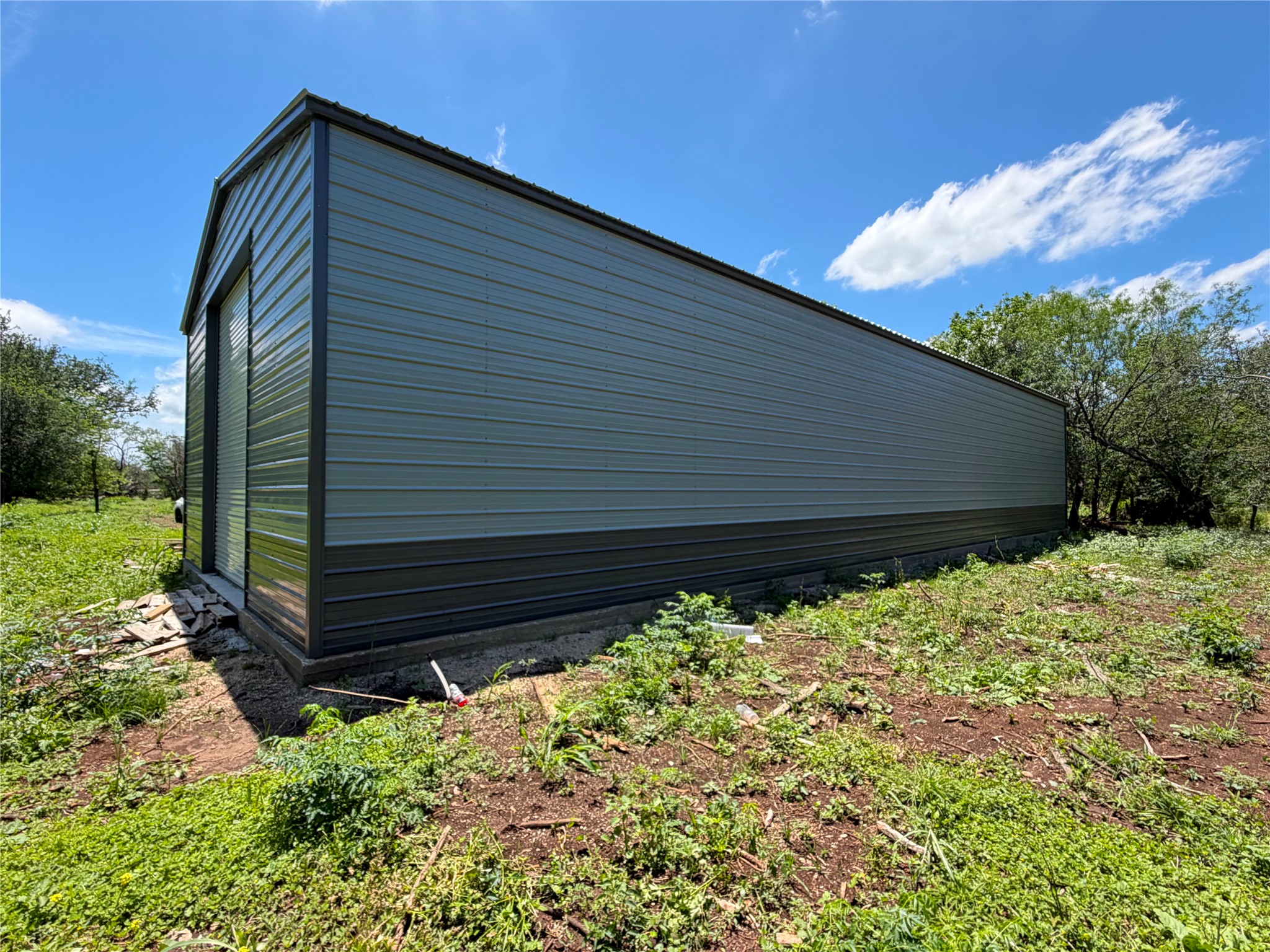 main property photo 5