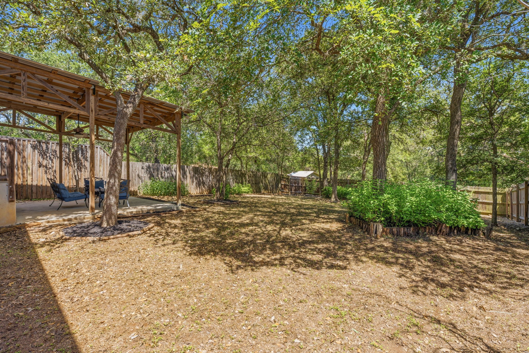 main property photo 22