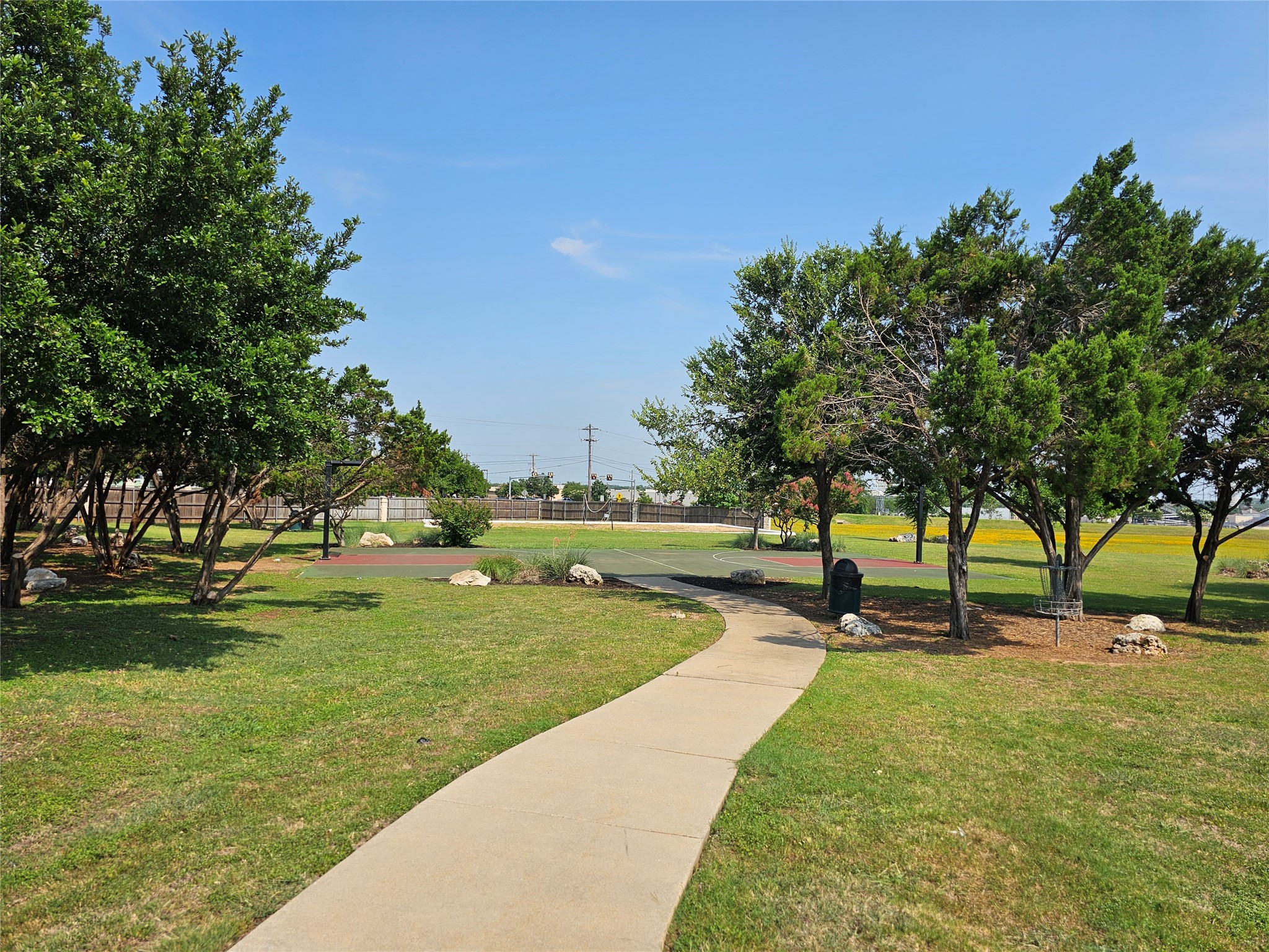 main property photo 21
