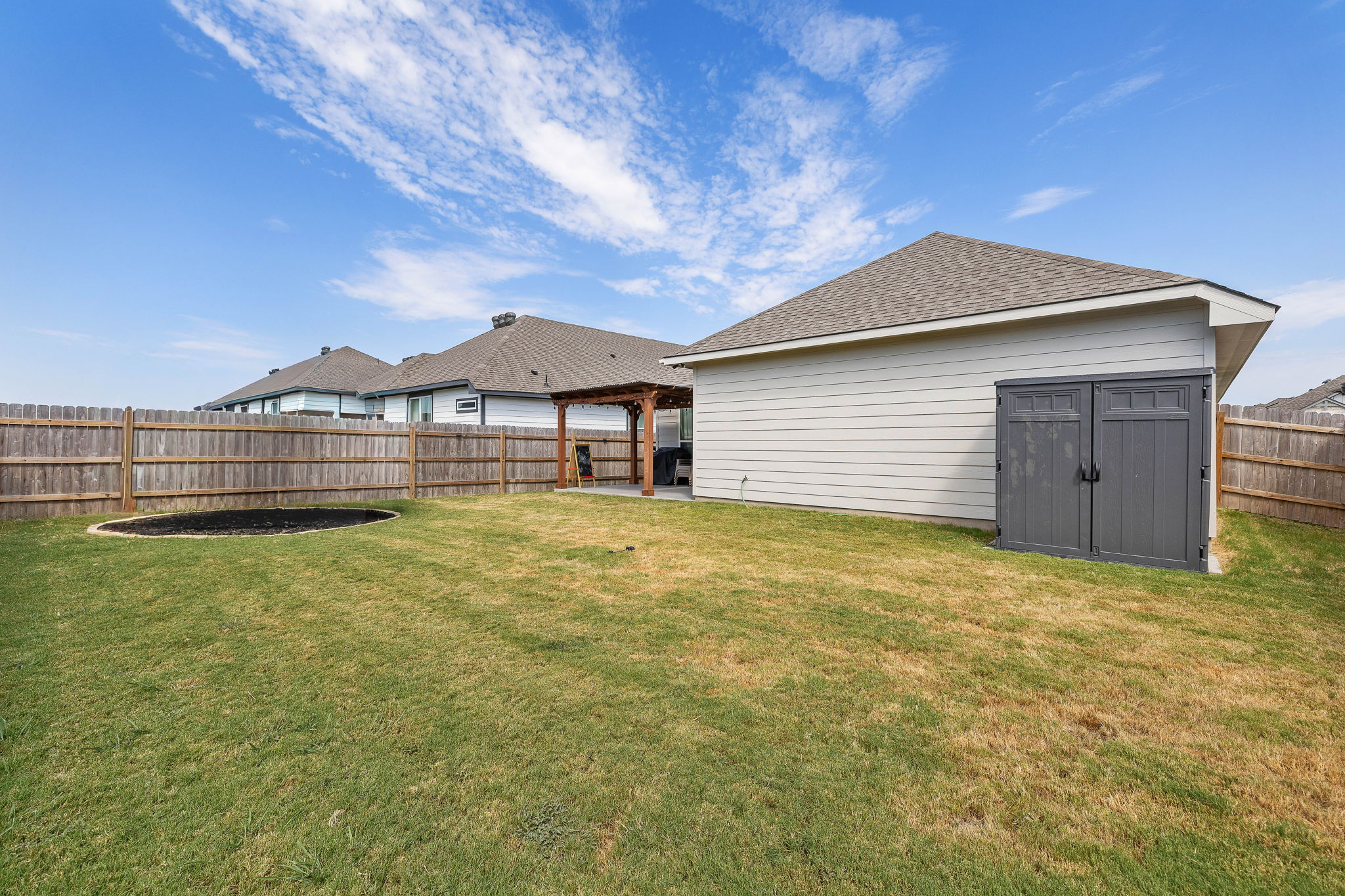 main property photo 19