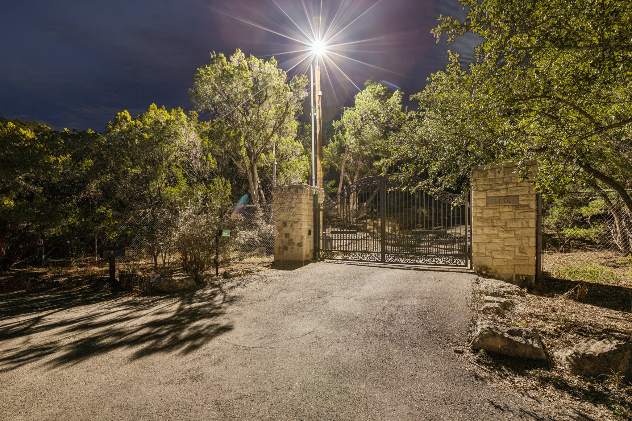 main property photo 38