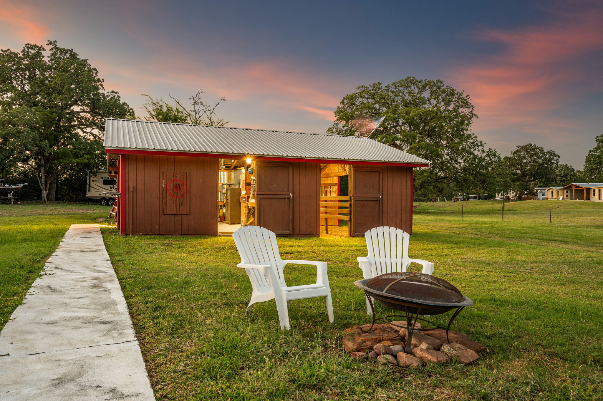 main property photo 33