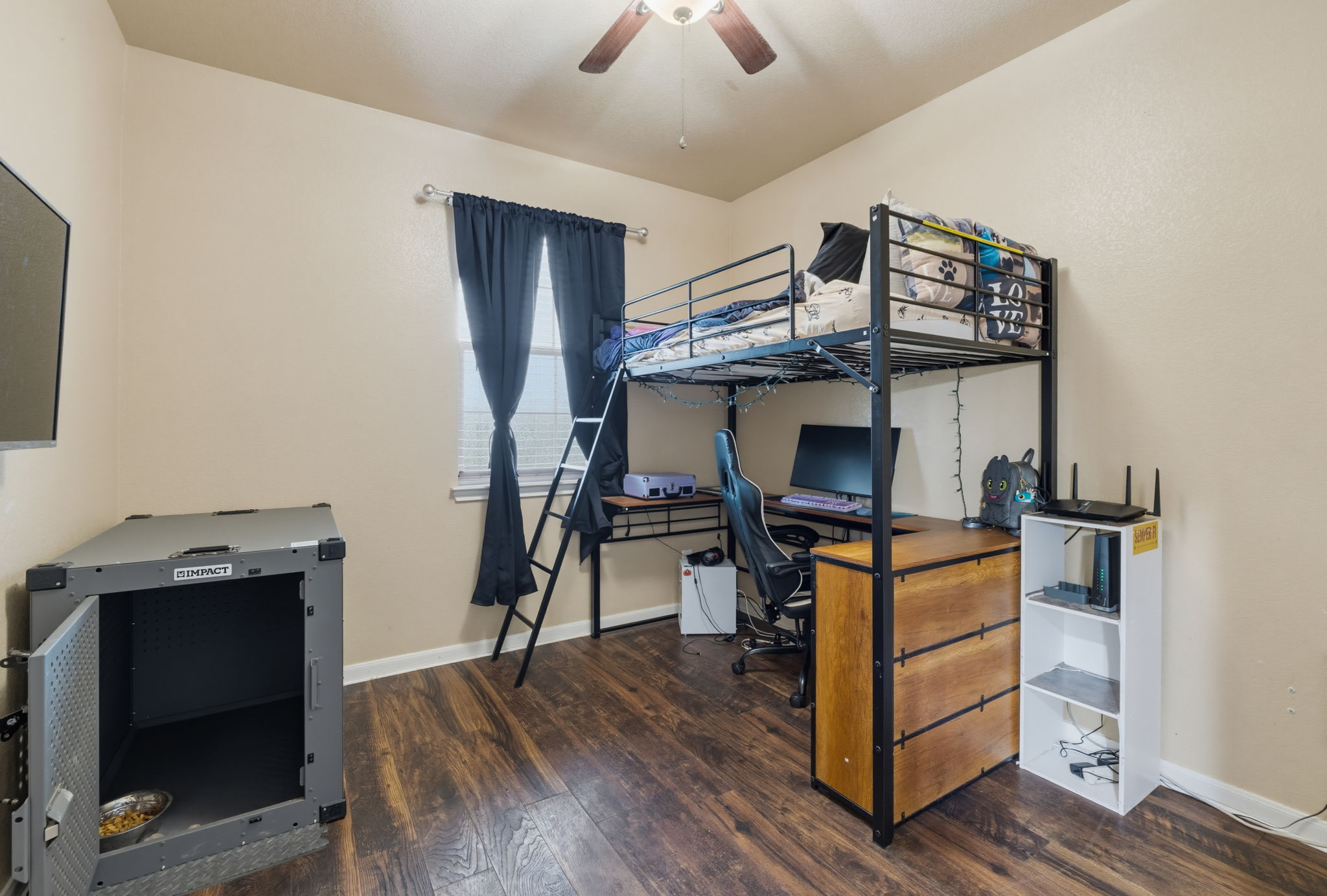 main property photo 17