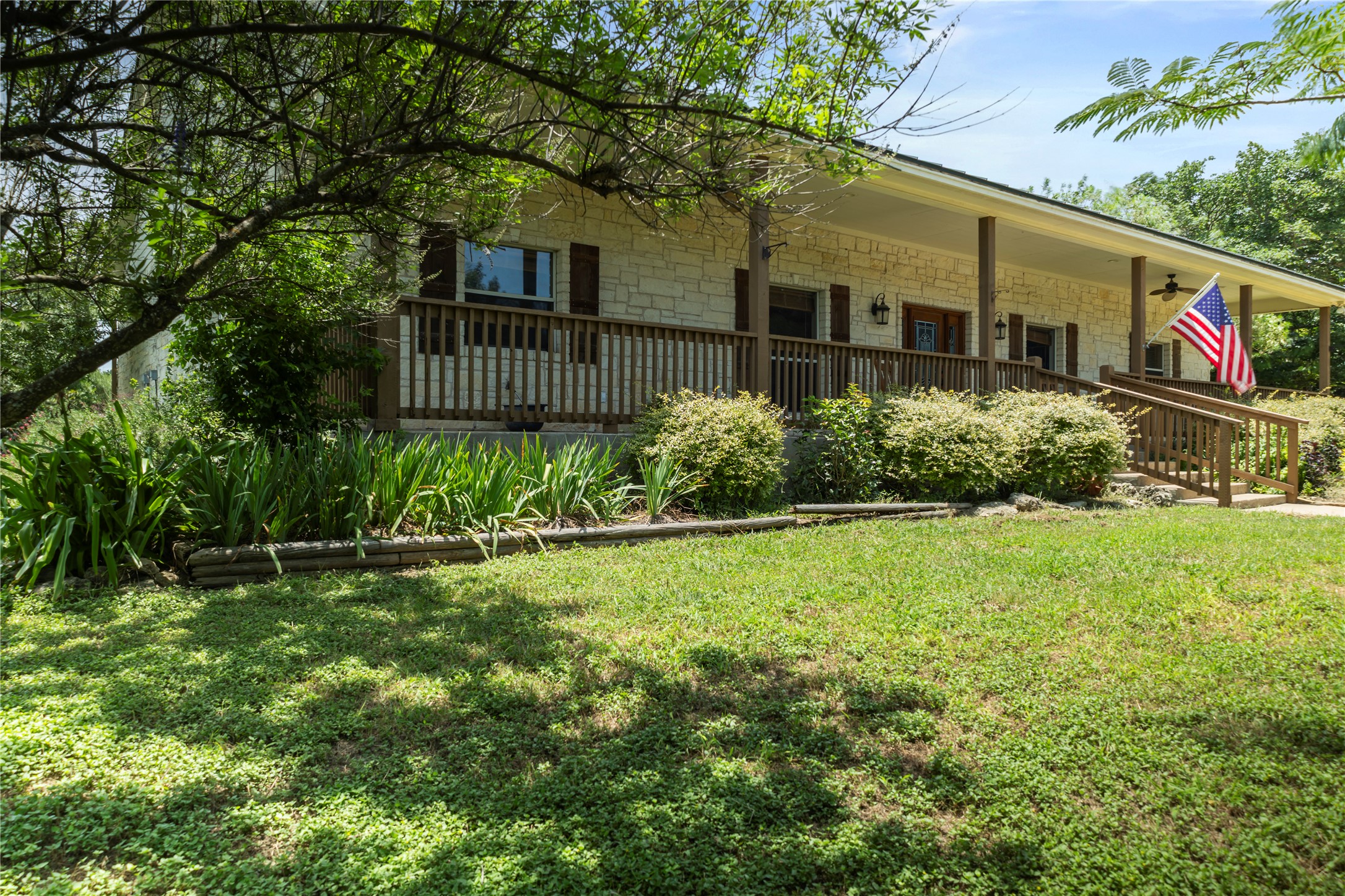 main property photo 37
