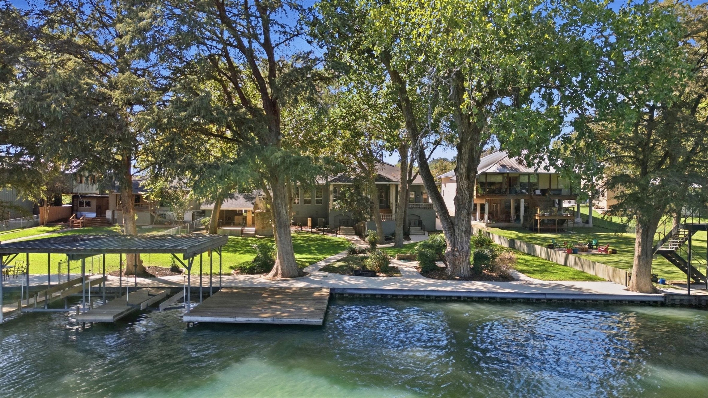 main property photo 29