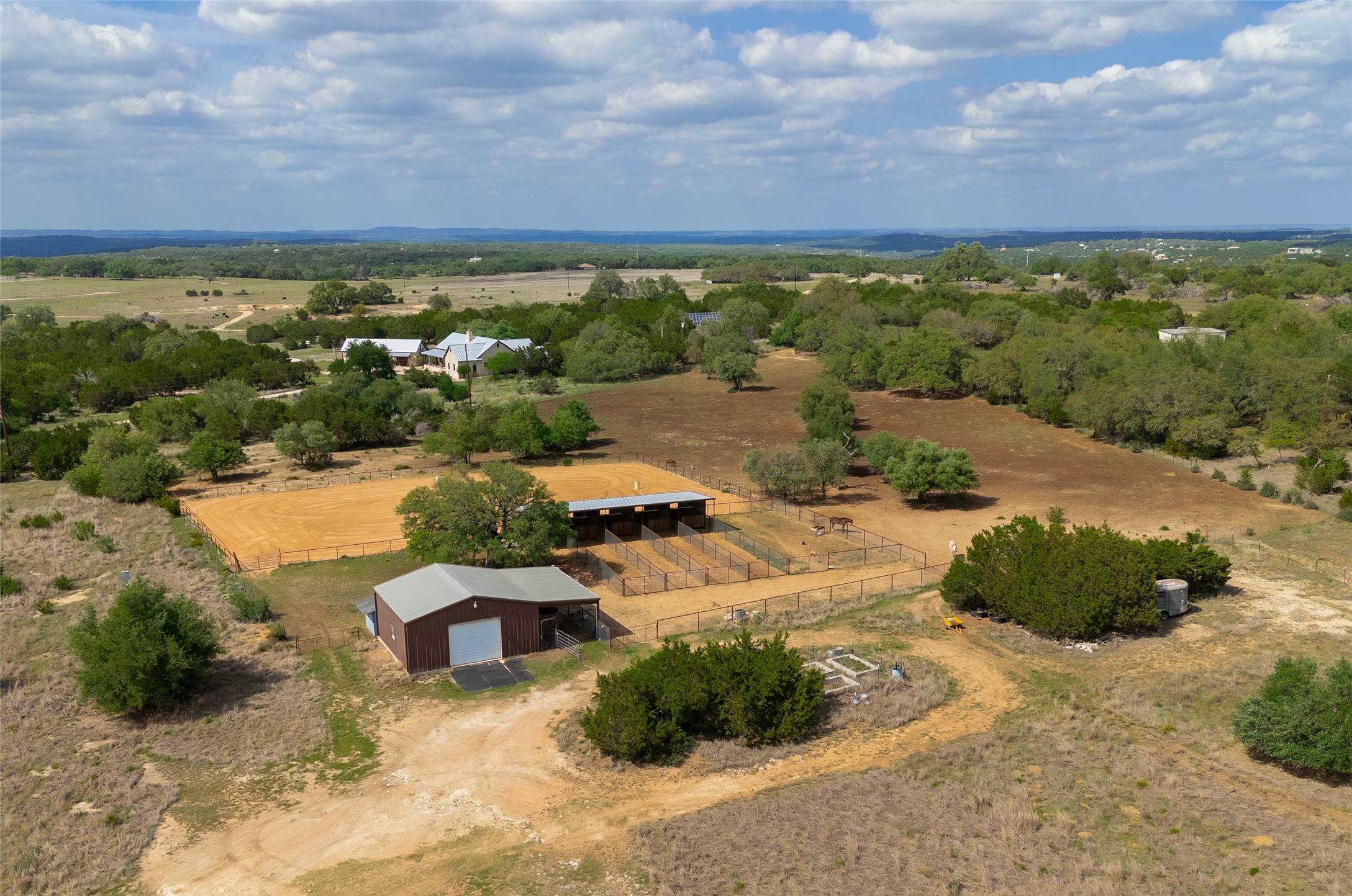 main property photo 18